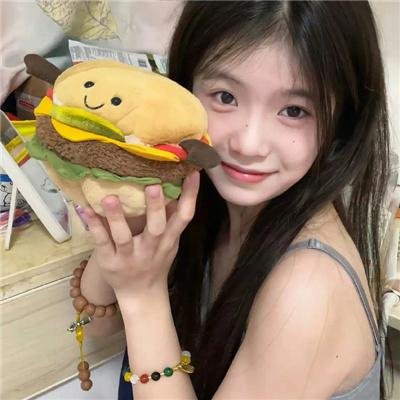 5个吓鬼的少年